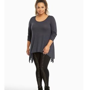 Torrid HACCI KNIT SHARKBITE TUNIC